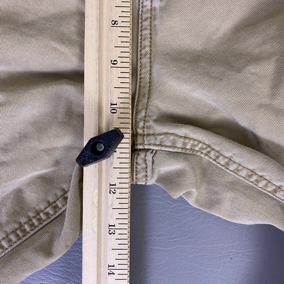 Y2K Old Navy Cargo Shorts Men's Size 32 Khaki Tan Cotton Relaxed Fit Utility* - Picture 8 of 15